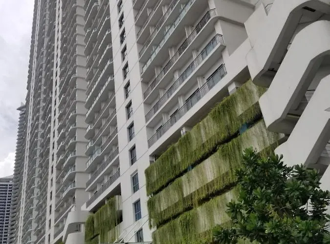 Acqua Mandaluyong Apartahotel *