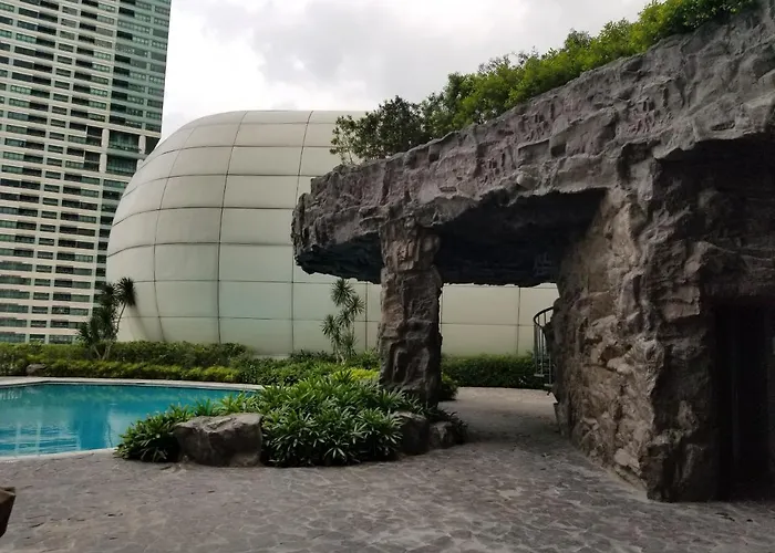 Acqua Mandaluyong Apartahotel