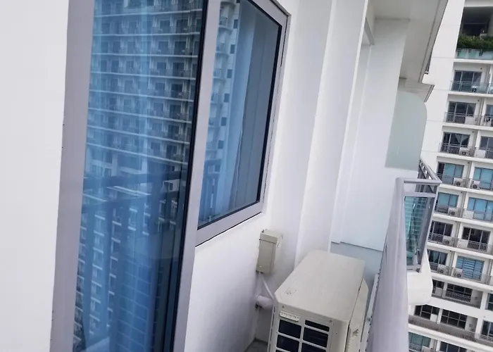 Apartahotel Acqua Mandaluyong *