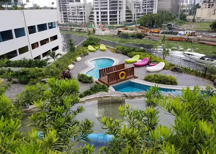 Acqua Mandaluyong